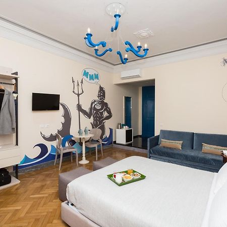 Tritone 125 Suite Рим Екстер'єр фото
