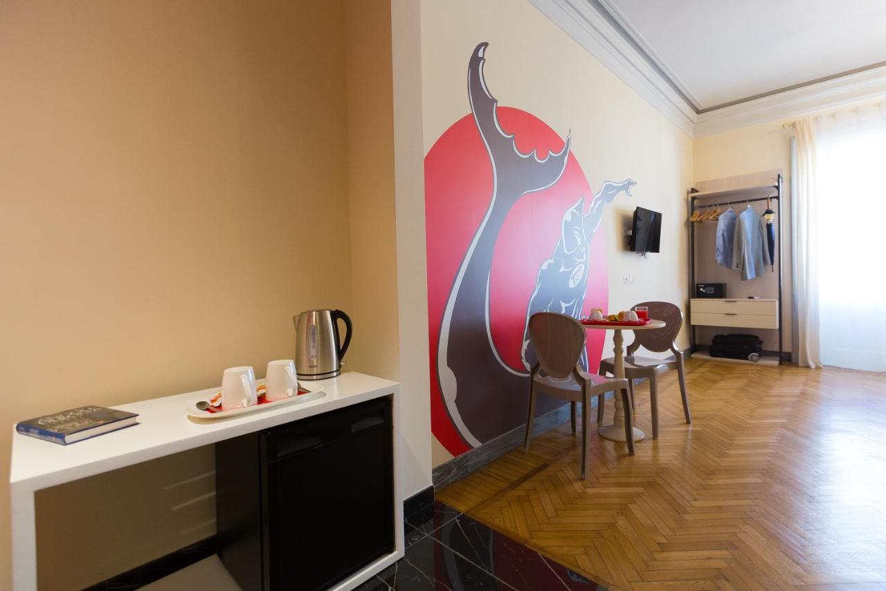 Tritone 125 Suite Рим Екстер'єр фото